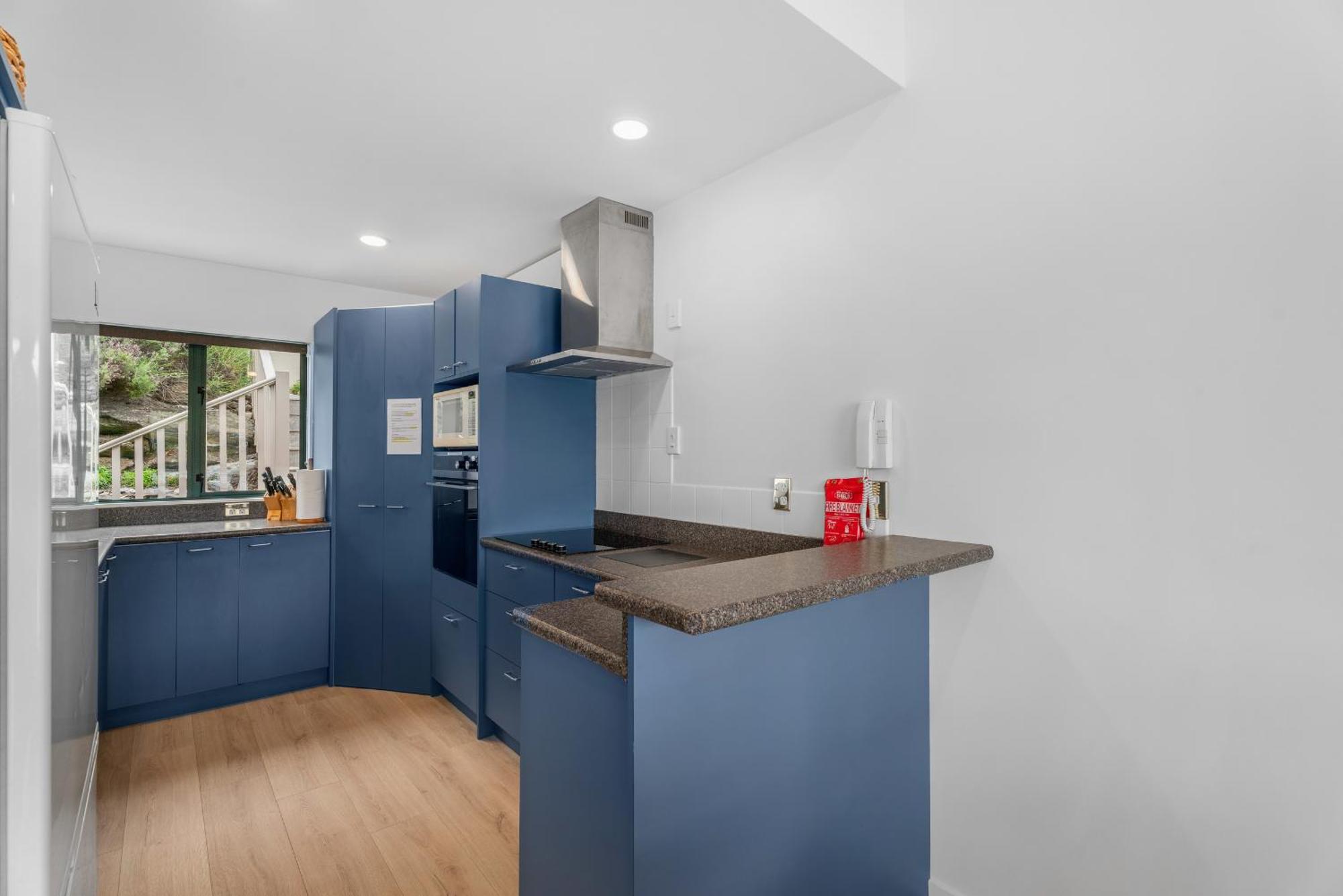 Frankton House -